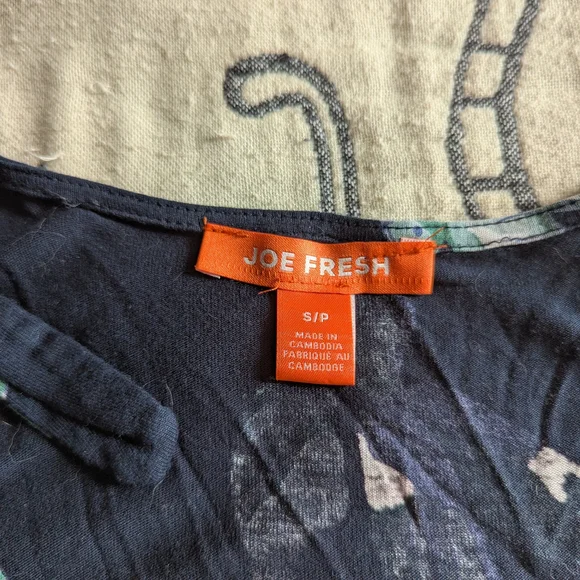 Joe Fresh Navy and Green Hummingbird Midi Dress - Picture 4 of 7